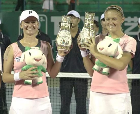 湖人有望通过2600万到期合同甩掉范德比尔特