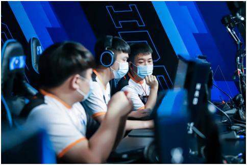 战术风格多 战术风格多